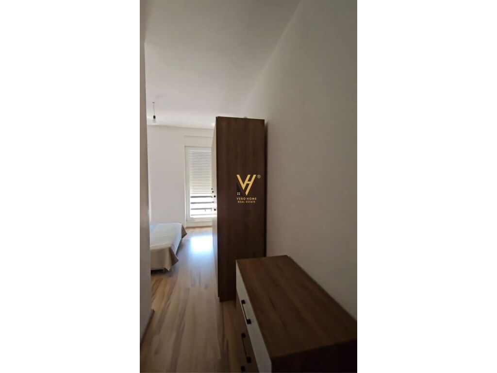 Shitet Apartament 1+1+ballkon te Komuna e Parisit 60 m2 3