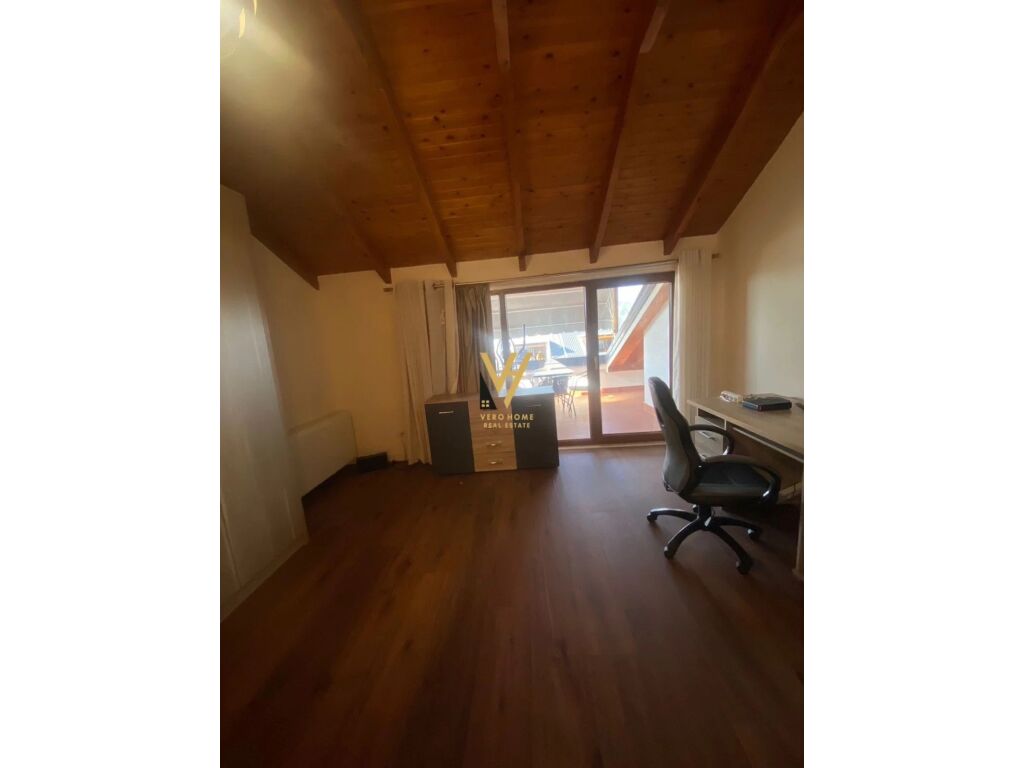 Jepet vile Dy Kateshe me qera te Tegu , Kompleksi Kolombo 250 m2 4