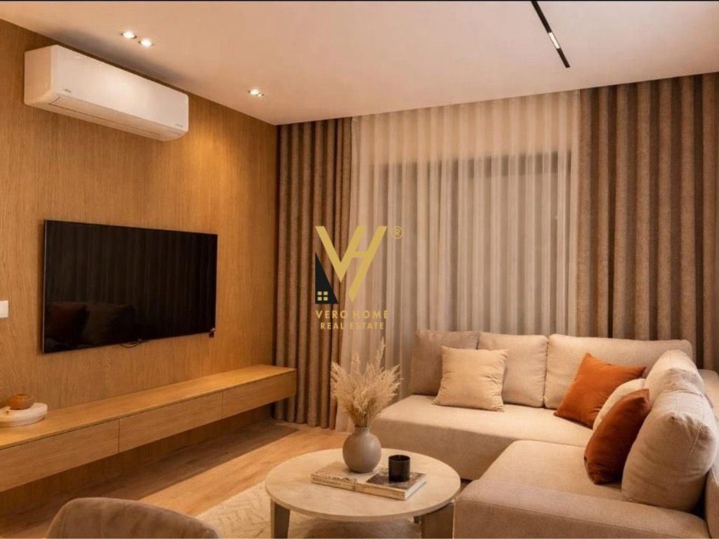 JEPET APARTAMENT 1+1+BLK ME QERA TEK KOMUNA E PARISIT 950 EURO