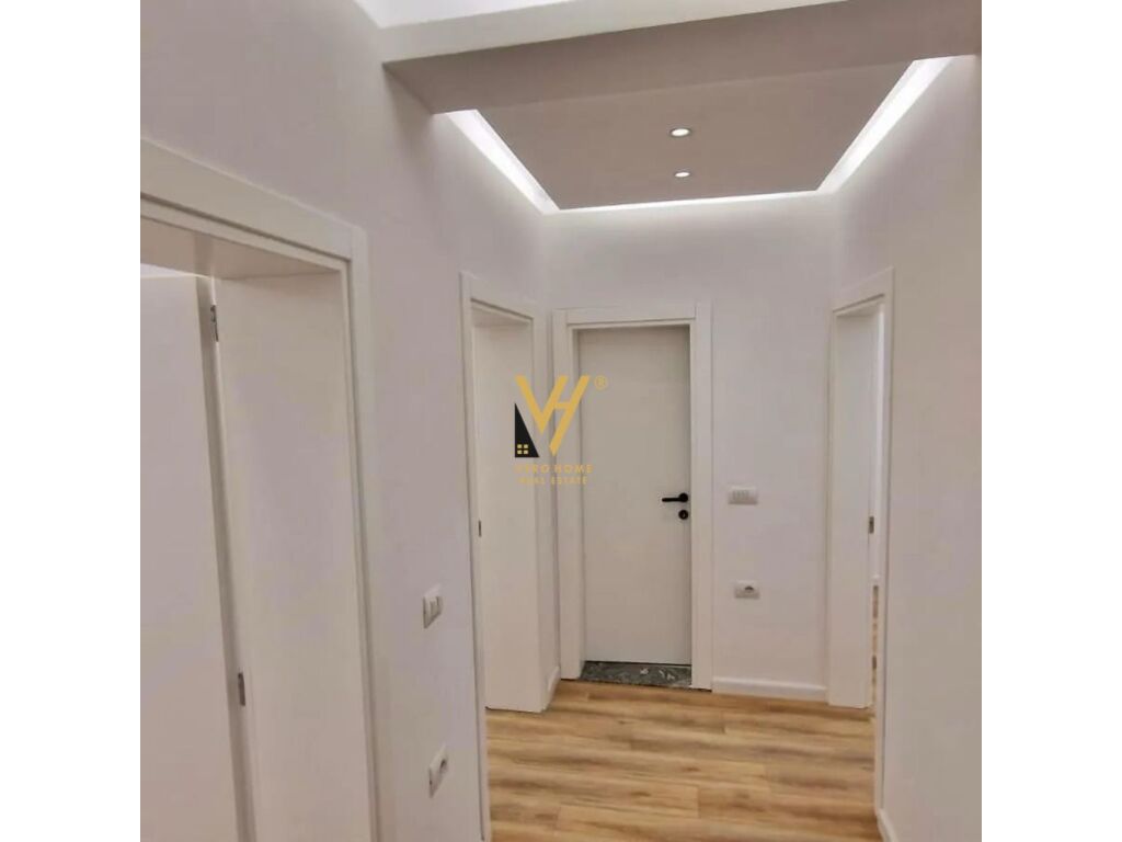 JEPET AMBIENT BIZNESI 120M2 ME QERA TE MINE PEZA 900 EURO 2