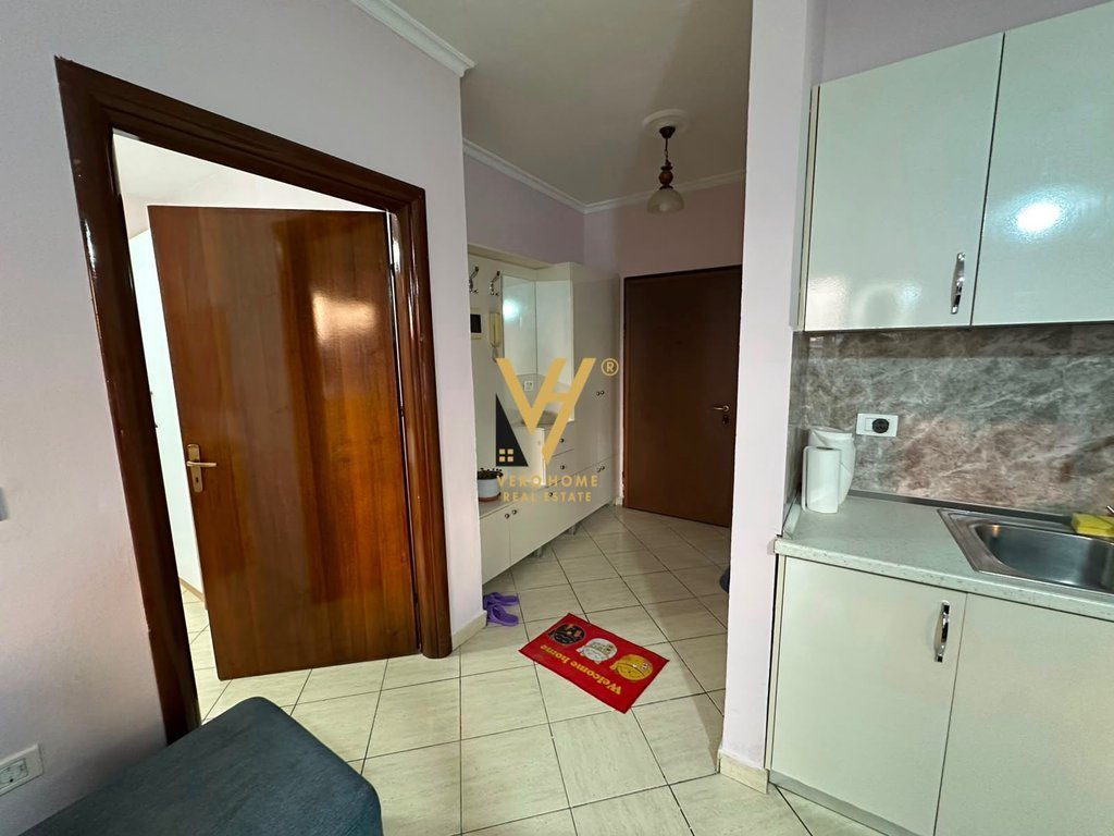 SHITET APARTAMENT 1+1+BLK TE RRUGA MUHAMET GJOLLESHA 20.600.000 LEKE 2