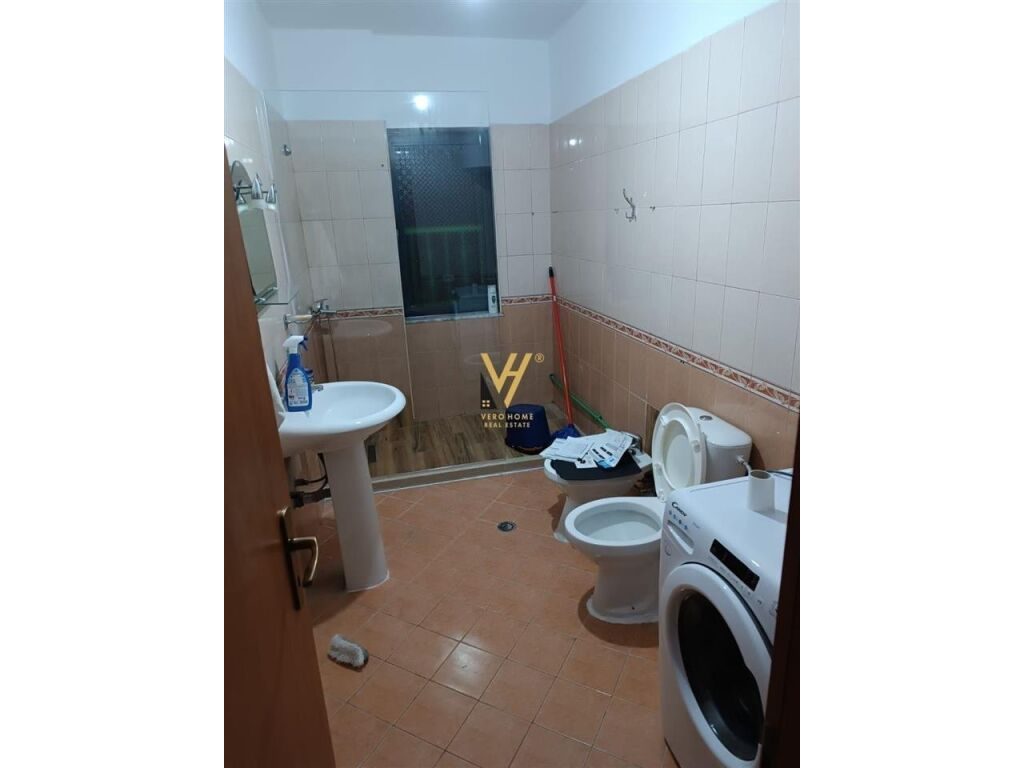 Jepet Apartament 2+1+ballkon me qera te Rruga Shefqet Musaraj 100 m2 3