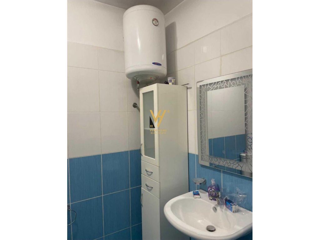 JEPET APARTAMENT 2+1+BLK ME QERA TEK KODRA E DIELLIT 65.000 LEKE 3