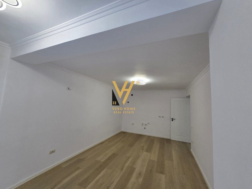SHITET APARTAMENT 2+1 TE RRUGA KAVAJES 188.000 EURO 4