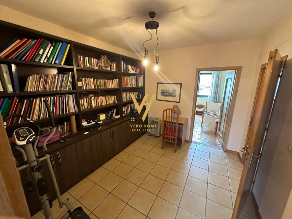 Jepet Apartament 3+1+ballkon me qera ne Vasil Shanto 110 m2 4