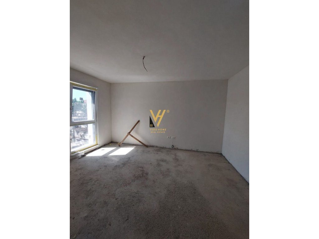 SHITET APARTAMENT 2+1+2+BLK NE XHAMLLIK 222.000 EURO 3