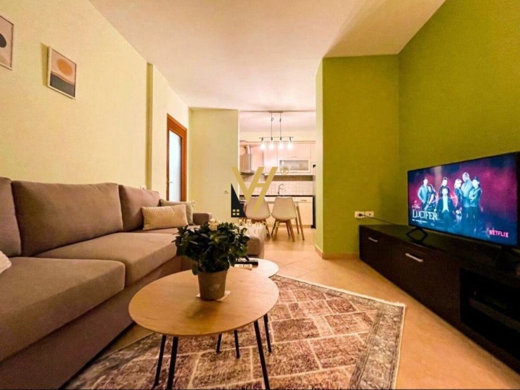JEPET APARTAMENT 1+1+BLK ME QERA TE SELVIA 600 EURO