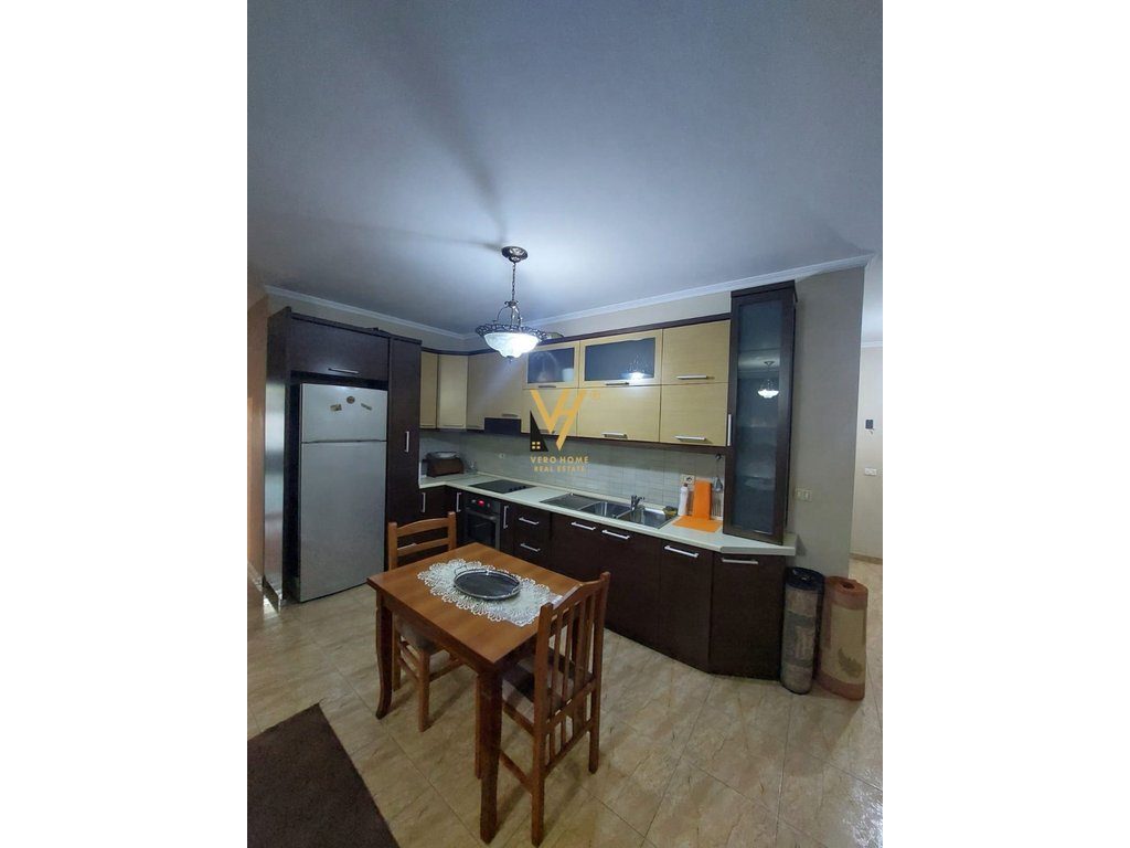 JEPET APARTAMENT 2+1+BLK ME QERA NE ASTIR 50.000 LEKE 2