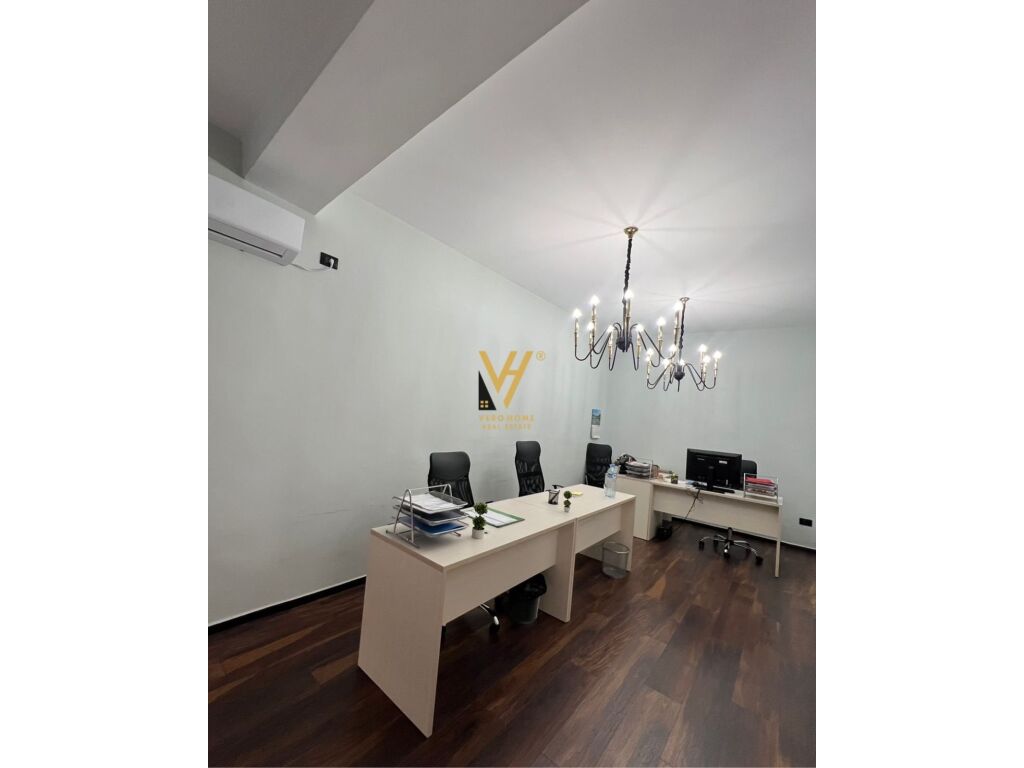 Jepet Zyre me qera te Bulevardi Zogu i Pare 50 m2 3