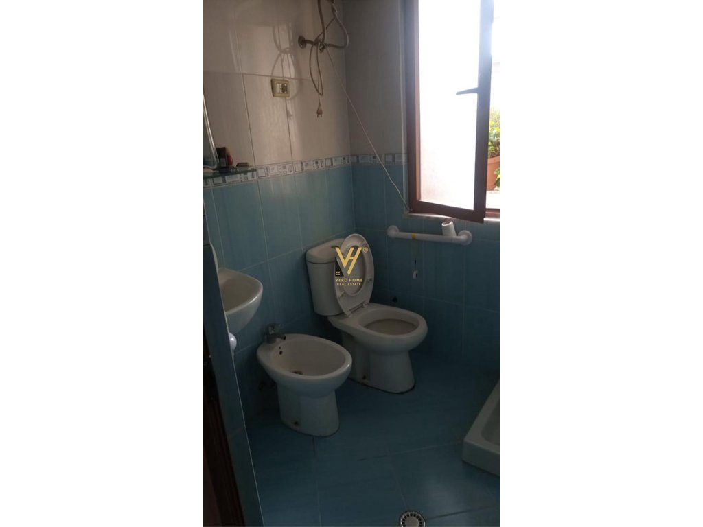 JEPET APARTAMENT 1+1+BLK ME QIRA TE QYTET STUDENTI 450 EURO 2