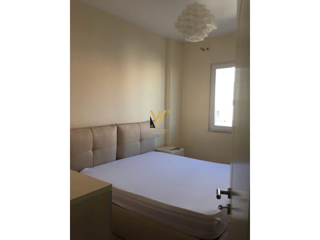 JEPET APARTAMENT 1+1+BLK ME QERA TE FRESKU 400 EURO 3