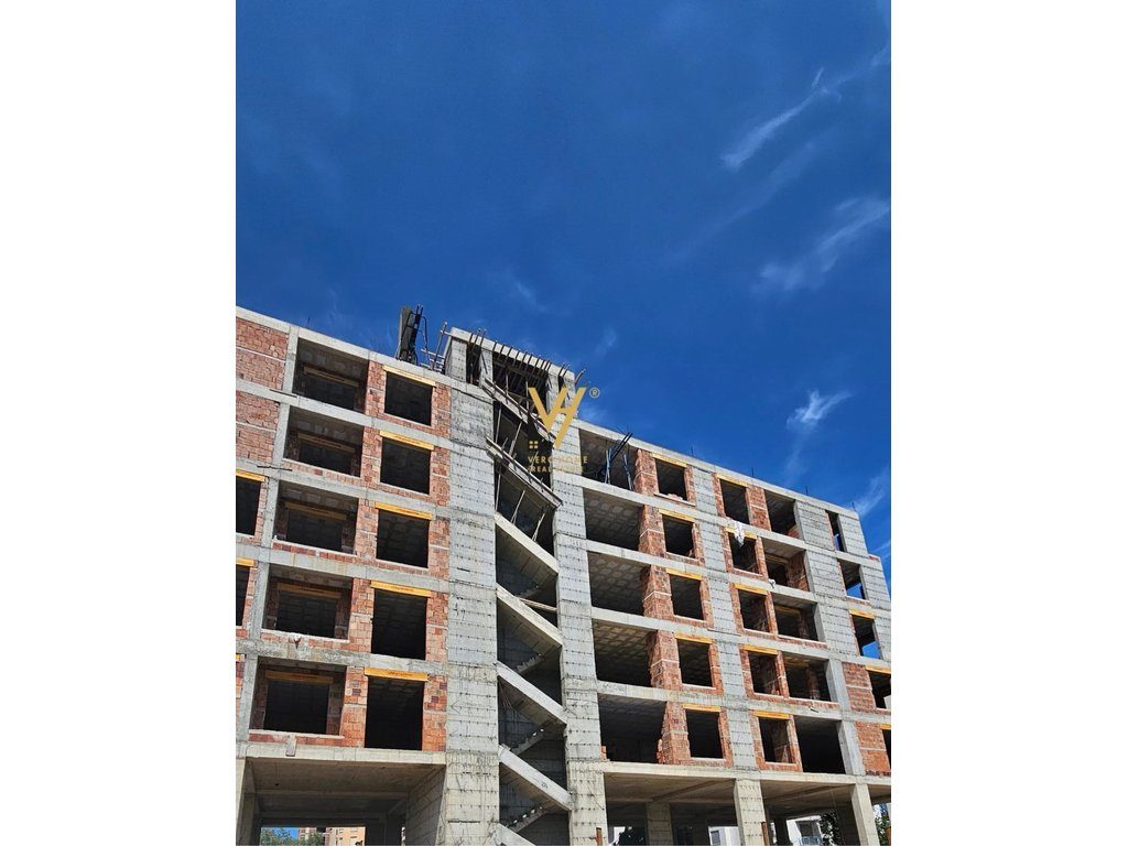 SHITET APARTAMENT 1+1+ BLK NE GOLEM 69.400 EURO