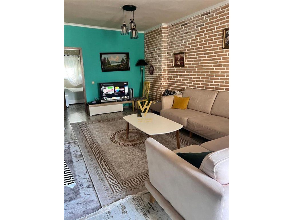 JEPET APARTAMENT 2+1+BLK ME QIRA TE KOMUNA E PARISIT 750 EURO 2