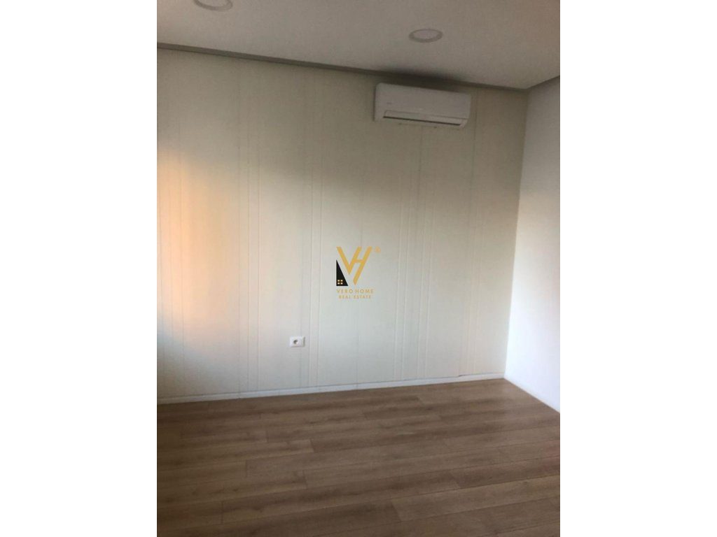 JEPET VILE DY KATESHE ME QERA TE KOMUNA E PARISIT 2.000 EURO 3