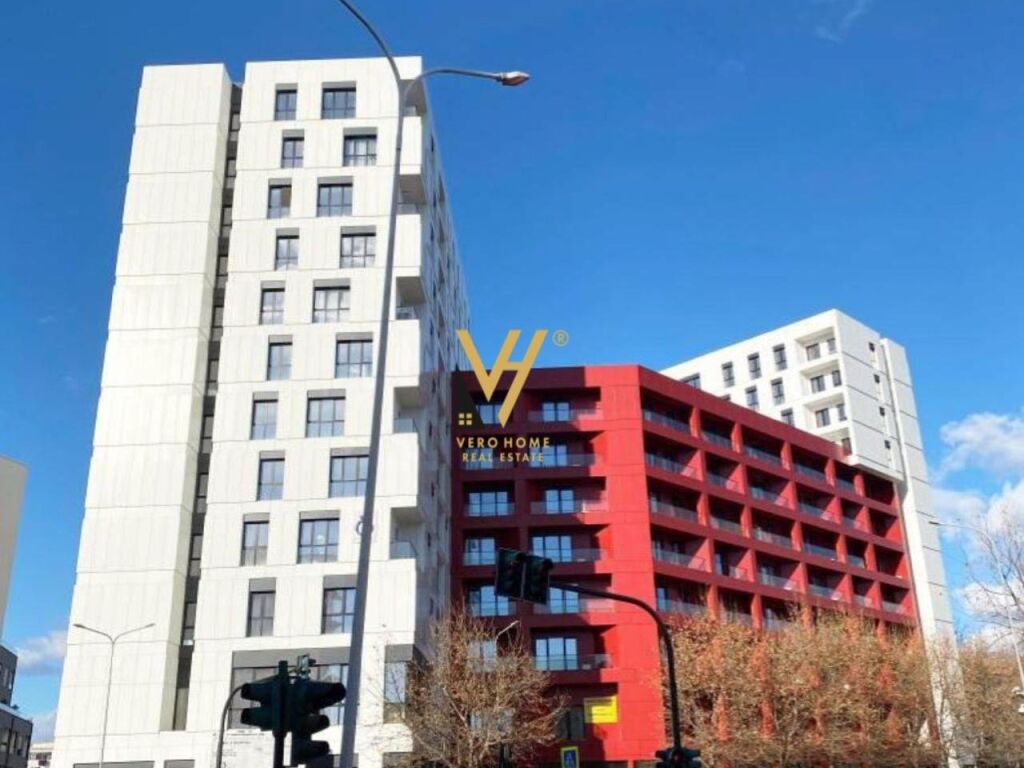 Jepet Zyre me qera te Kompleksi Arlis , Rruga e Dibres 105 m2