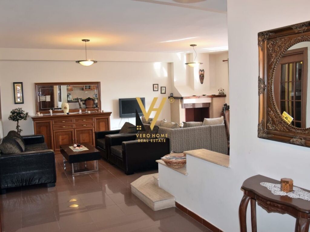 Jepet Apartament 2+1 me qera ne Bllok, Rruga Sami Frasheri 100 m2 4