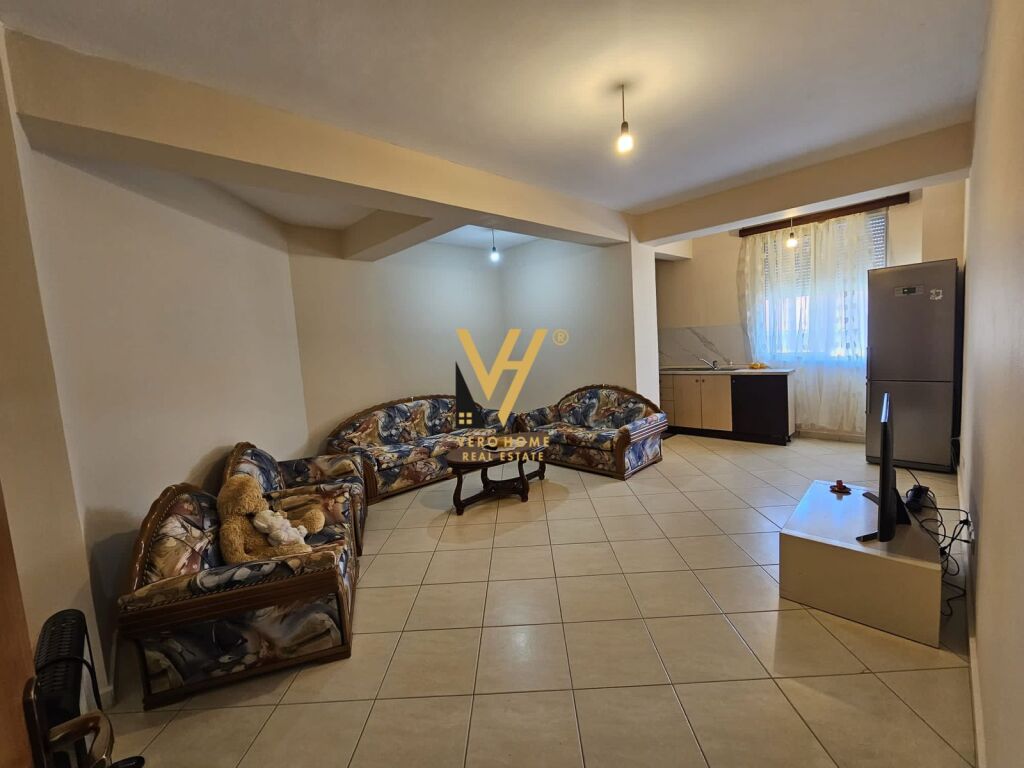 JEPET APARTAMENT 2+1+BLK ME QERA TE KOPSHTI ZOOLOGJIK 50.000 LEKE