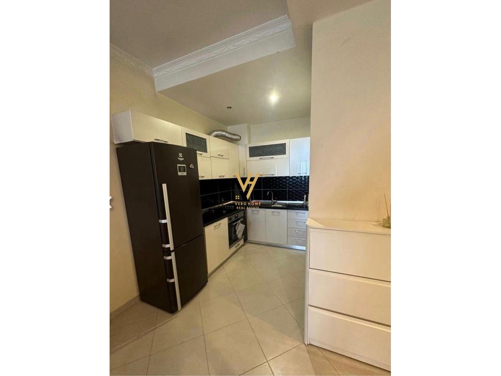 JEPET APARTAMENT 1+1 ME QIRA NE ASTIR 42.000 LEKE 2