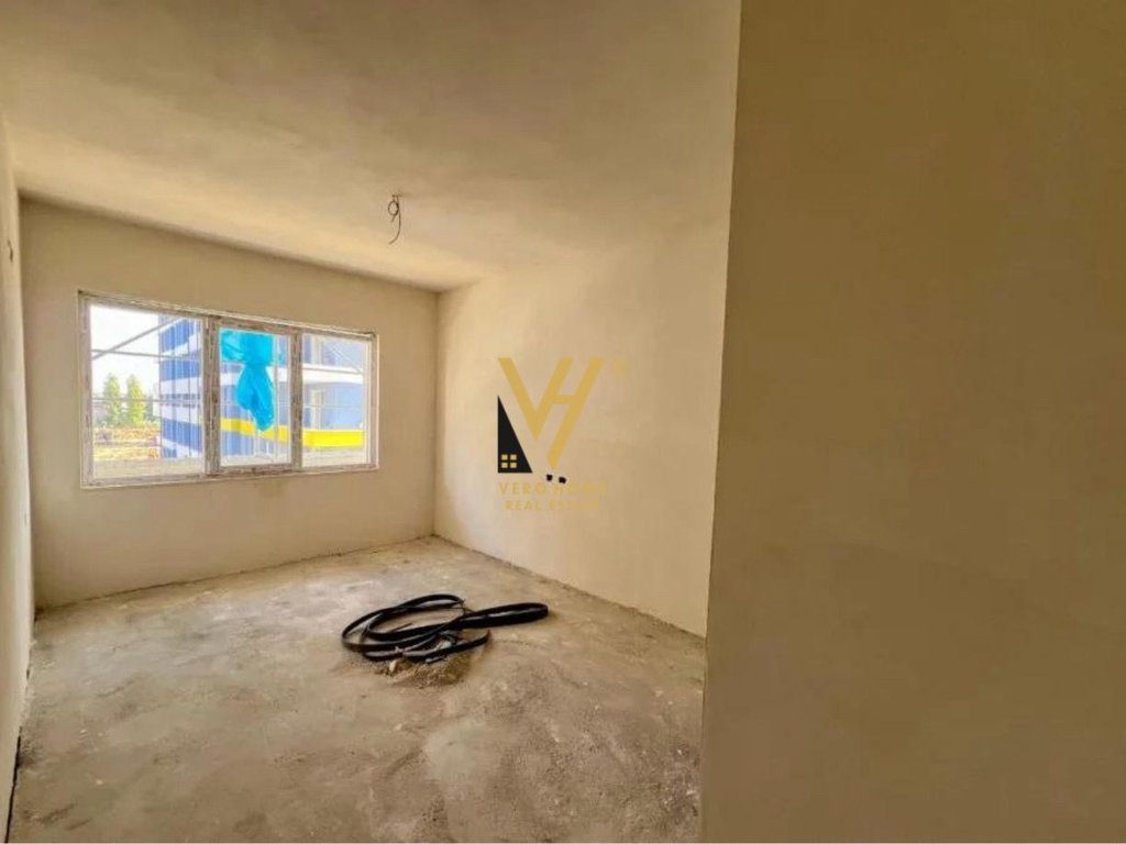 SHITET APARTAMENT 2+1+2+BLK TE UNIVERS CITY, QTU 120.000 EURO 2