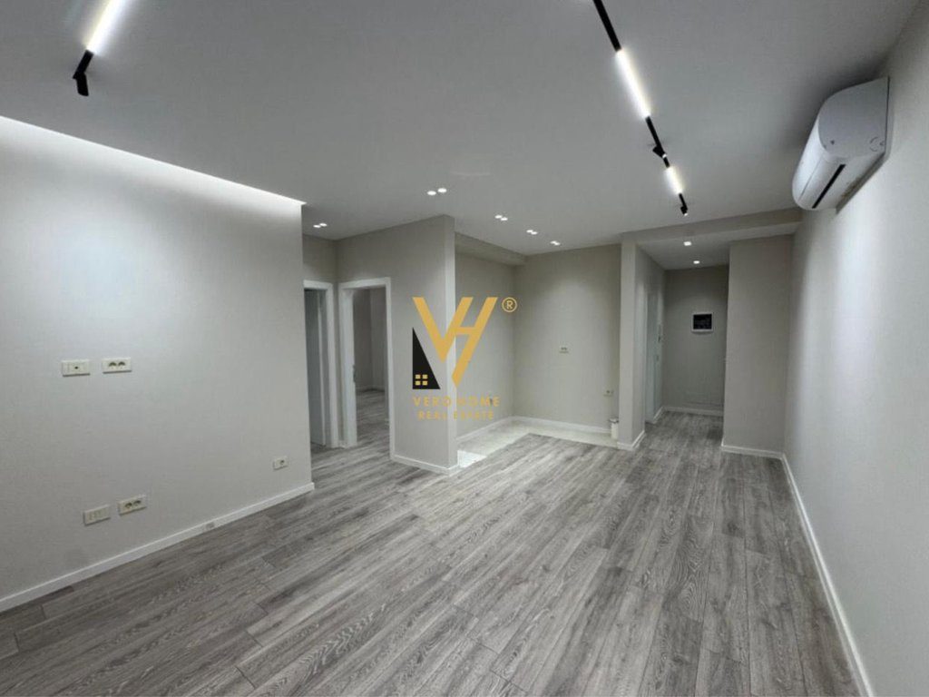 JEPET APARTAMENT 2+1+2 ME QIRA TE MINE PEZA 1.100 EURO 2