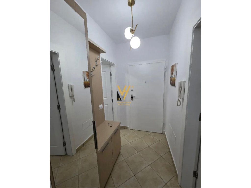 JEPET APARTAMENT 1+1+BLK ME QERA TE ISH EKSPOZITA 650 EURO 4