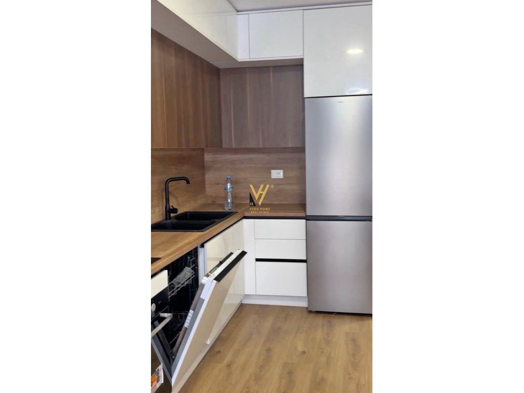 JEPET APARTAMENT 2+1+BLK ME QERA TEK KADIU, ALI DEMI 60.000 LEKE 2