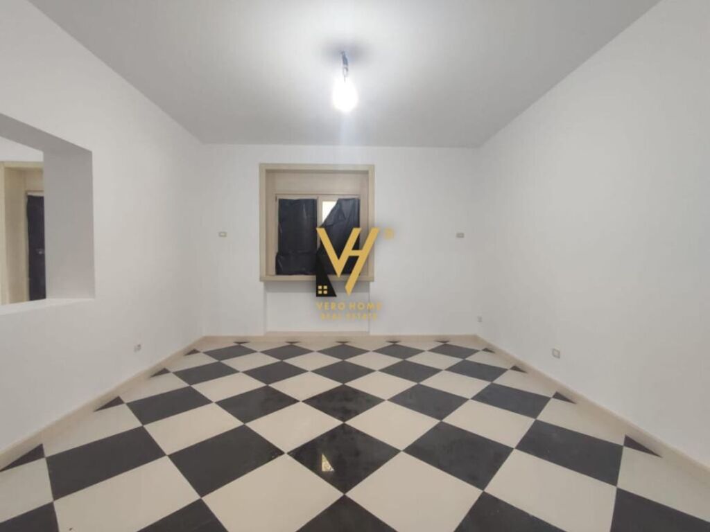 Jepet zyre me qera te Stadiumi Dinamo 150 m2 4