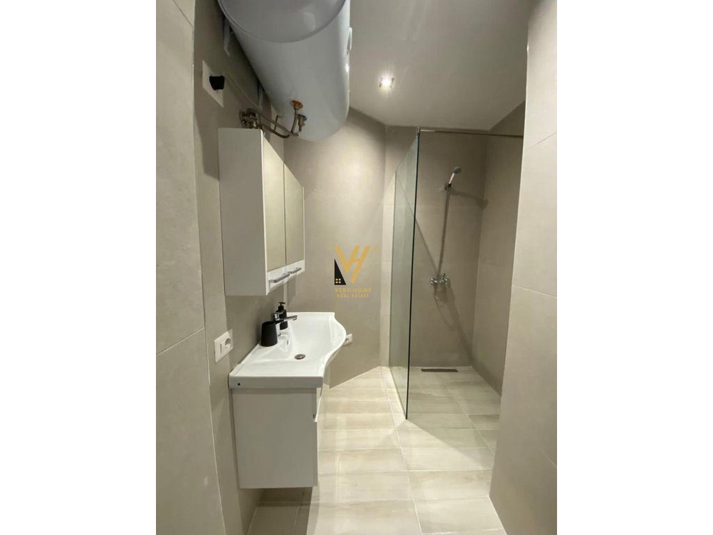 JEPET APARTAMENT 1+1 ME QERA TE 21 DHJETORI 550 EURO 4