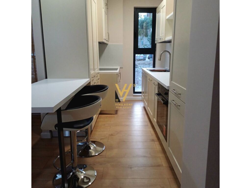 Jepet Apartament 2+1+2+post parkimi me qera te Kodra e Diellit 98 m2 3