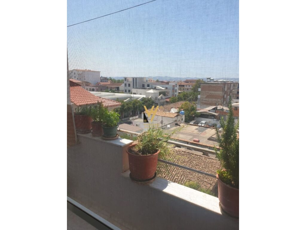 Shitet Apartament 2+1+ballkon ne Kavaje 120 m2