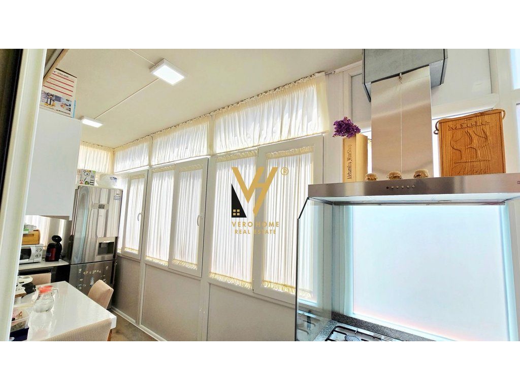 SHITET APARTAMENT 3+1+2+BLK TE LIQENI THATE 365.000 EURO 3