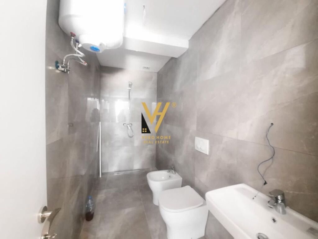 Jepet Apartament 2+1+2 me qera te Fiore Di Bosko 94 m2 4