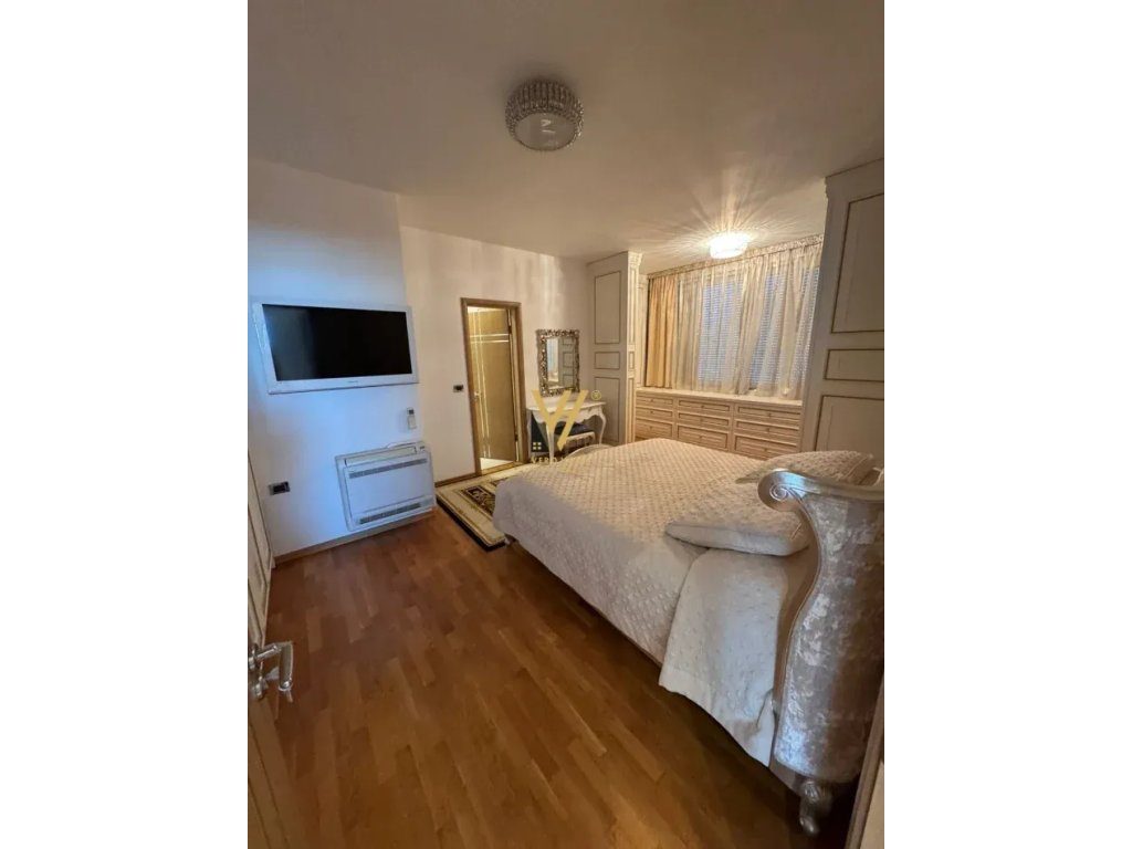 JEPET APARTAMENT 2+1+2+BLK ME QERA NE BLLOK 2.000 EURO 3