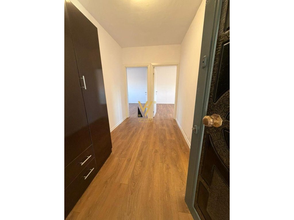 SHITET APARTAMENT 1+1+BLK TE RR.KONGRESI I MANASTIRIT 95.000 EURO 3