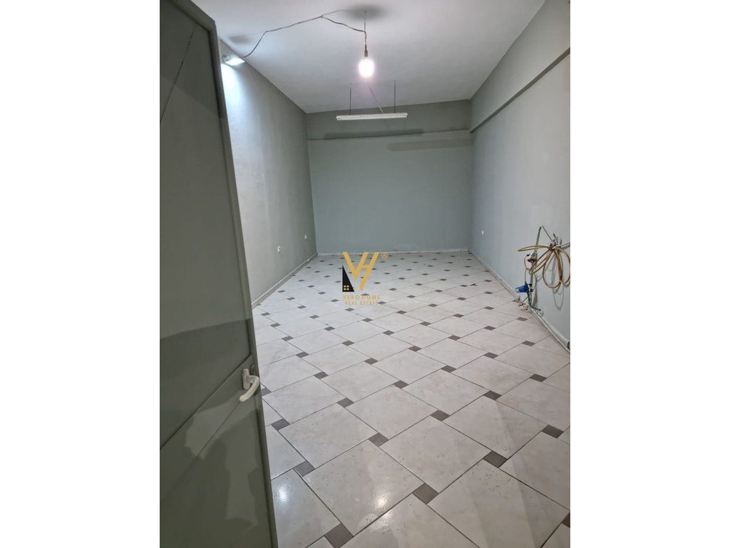 JEPET MAGAZINE 300 M2 ME QIRA NE SELITE 1.000 EURO 2