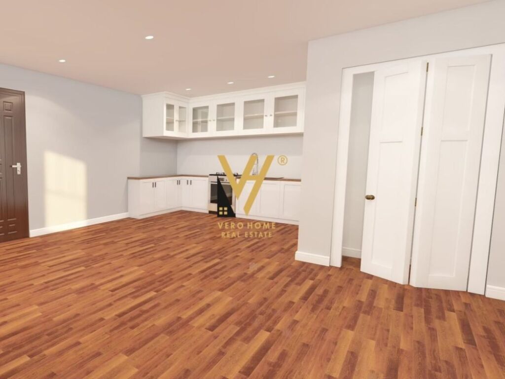 Shitet Apartament 2+1+2+ballkon prane Pallatit Brigadave 168 m2