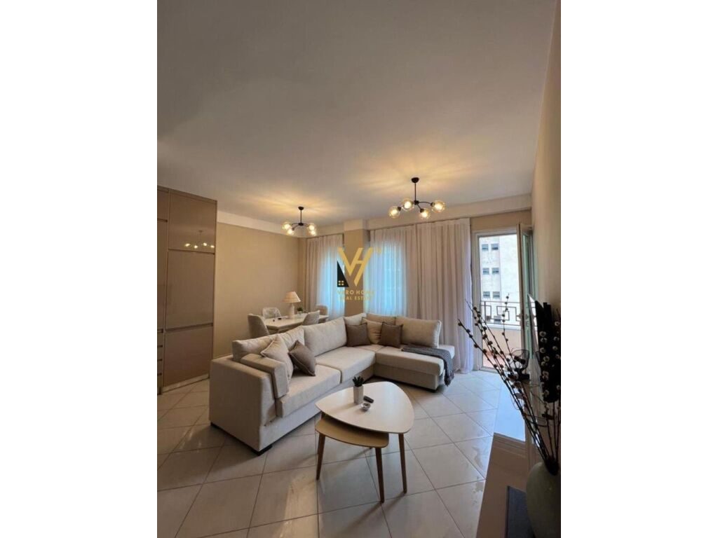 Jepet Apartament 2+1 me qera te 5 Maj 98 m2