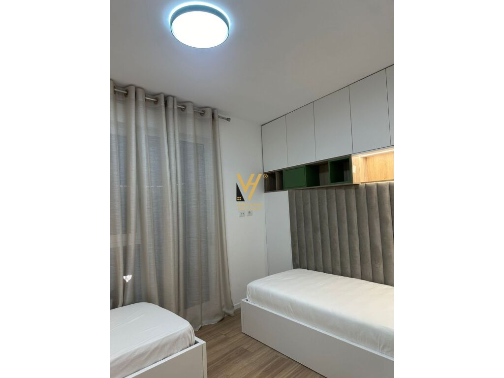 Jepet Apartament 2+1+2+ballkon me qera te Bulevardi i Ri , Kompleksi Marga 1 , 100 m2 3