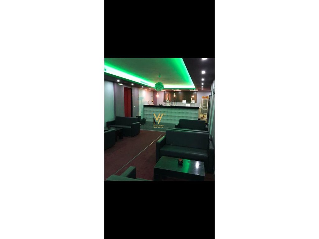 JEPET AMBIENT BIZNESI 150 M2 ME QERA 5 MAJI 800 EURO 2