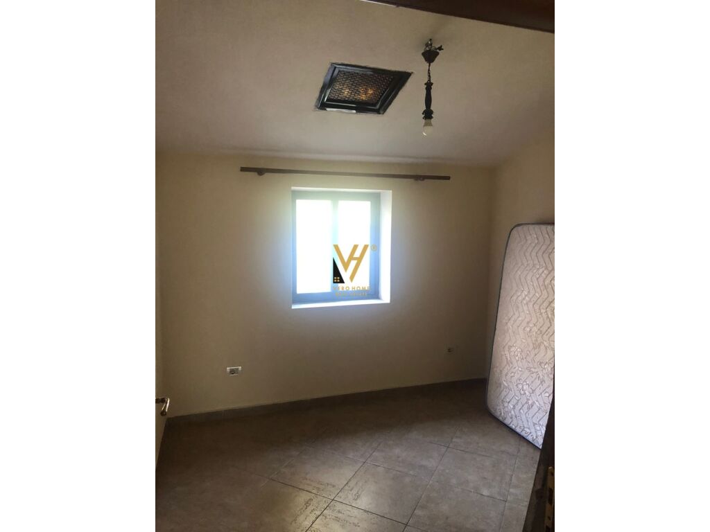 Jepet zyre me qera te Komuna e Parisit 125 m2 4