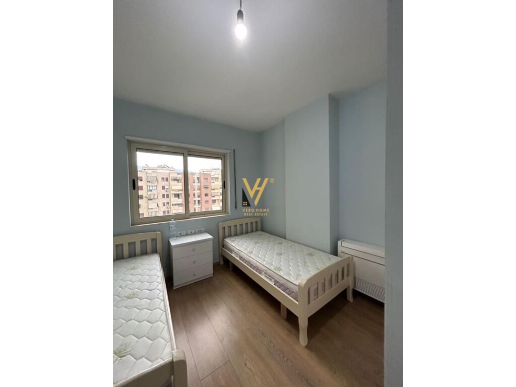 Jepet Apartament 3+1+ballkon me qera te Kompleksi Panorama, prane Prestige 125 m2 2