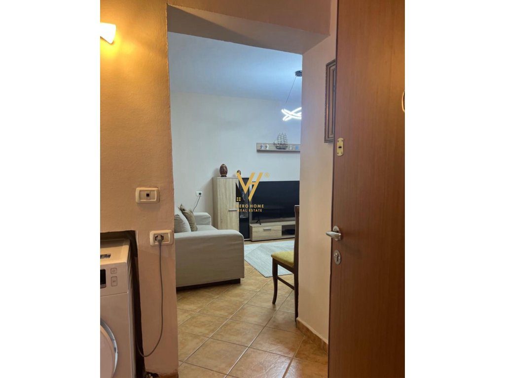 JEPET APARTAMENT 2+1 ME QERA TE MYSLYM SHYRI 700 EURO