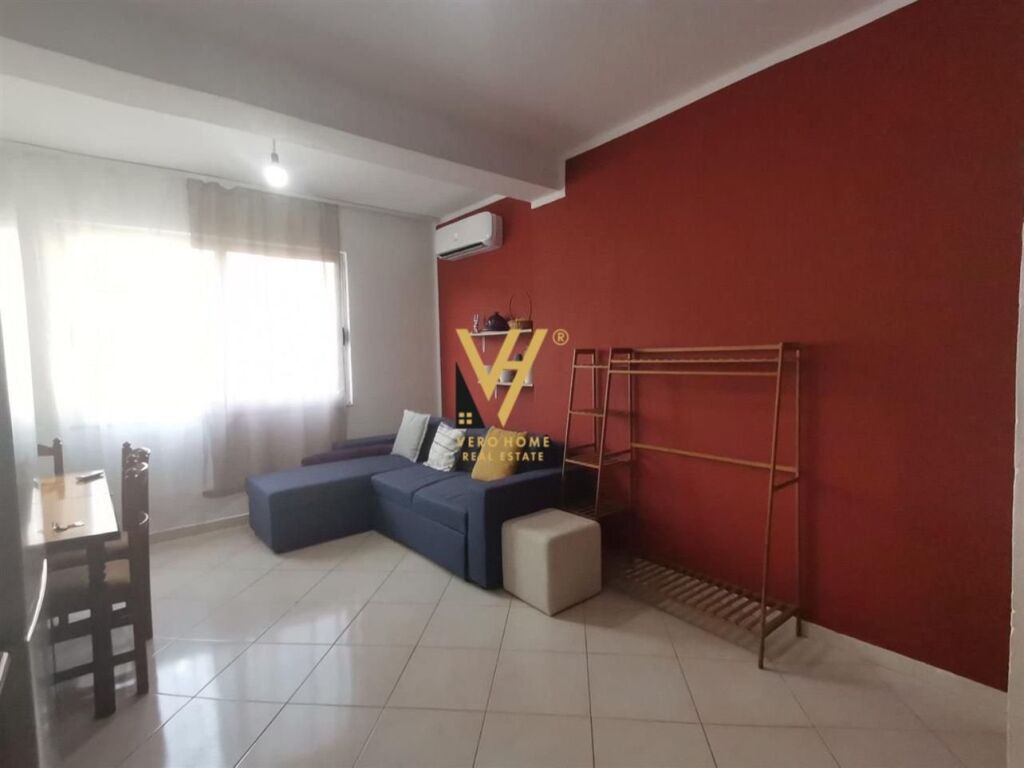 Jepet Apartament 1+1+ballkon me qera ne Selite 56 m2 2