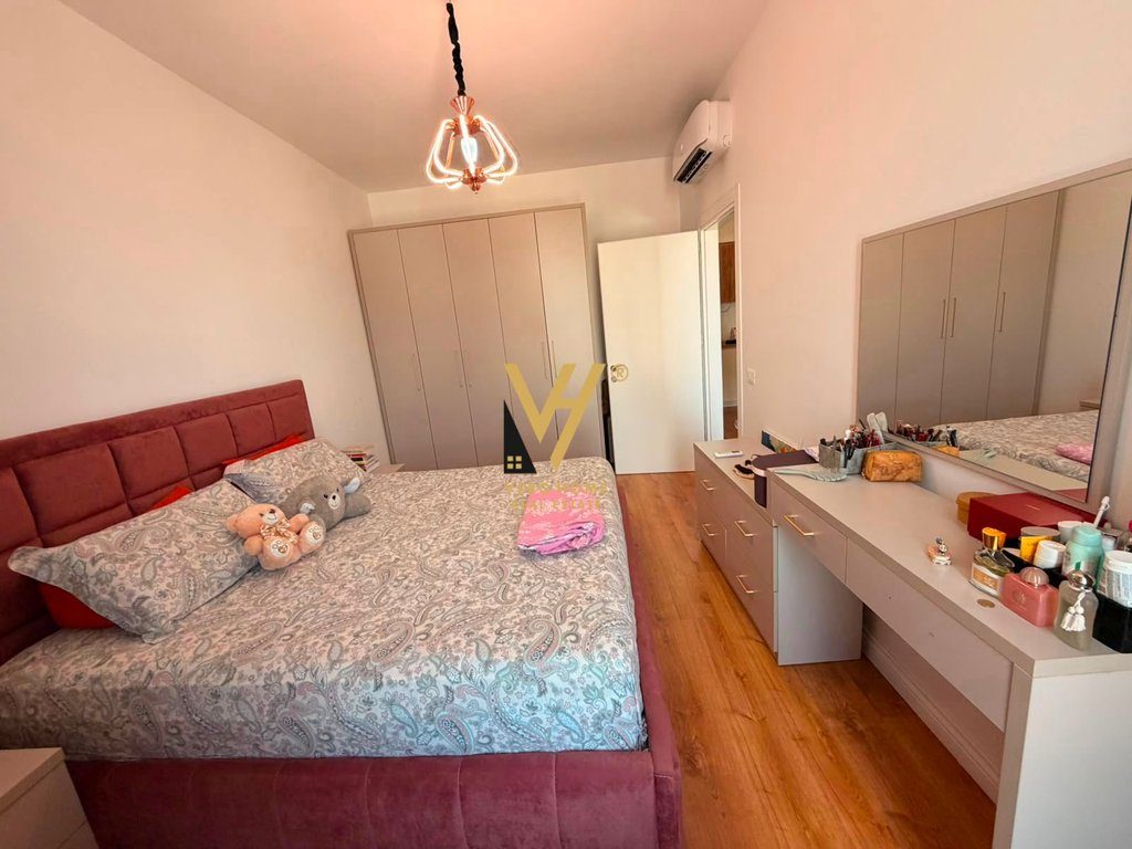 JEPET APARTAMENT 1+1+BLK ME QERA TE KOMPLEKSI OLIMPIK 800 EURO 4