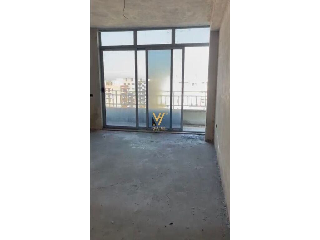 Shitet Apartament 2+1+2+ballkon ne Kamez 108 m2