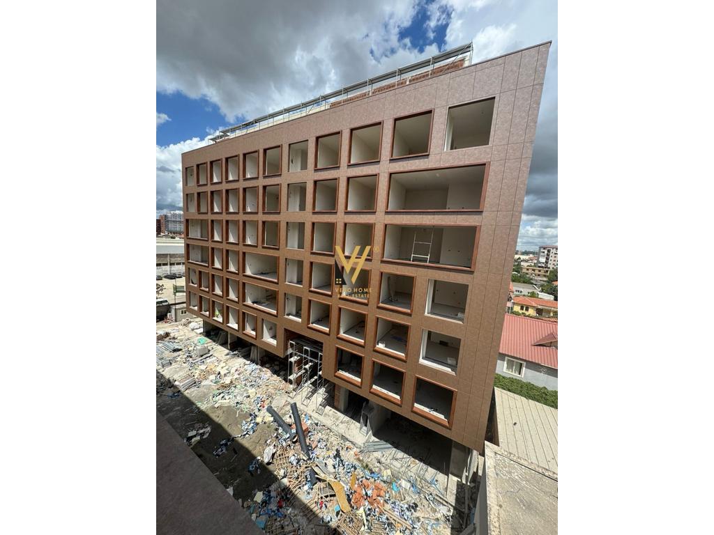 SHITET APARTAMENT 2+1+2BLK TE BULEVARDI I RI 189.800 EURO
