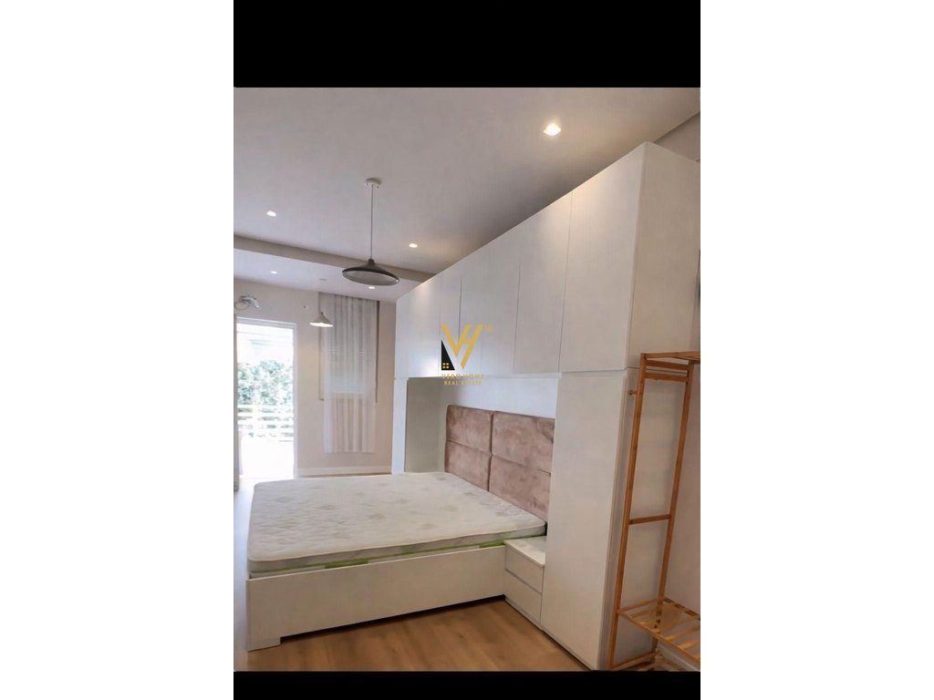 JEPET APARTAMENT 1+1+BLK ME QERA TE LIQENI I THATE 550 EURO 3