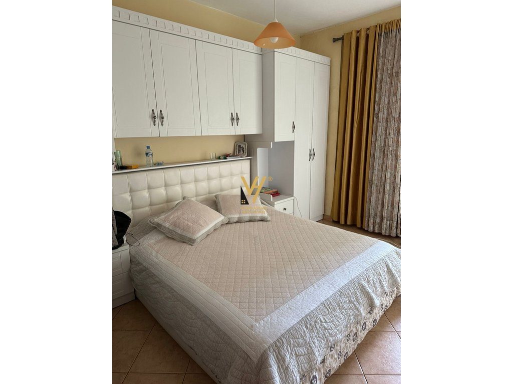JEPET APARTAMENT 2+1+BLK ME QERA TEK FRESKU 45.000 LEKE 3