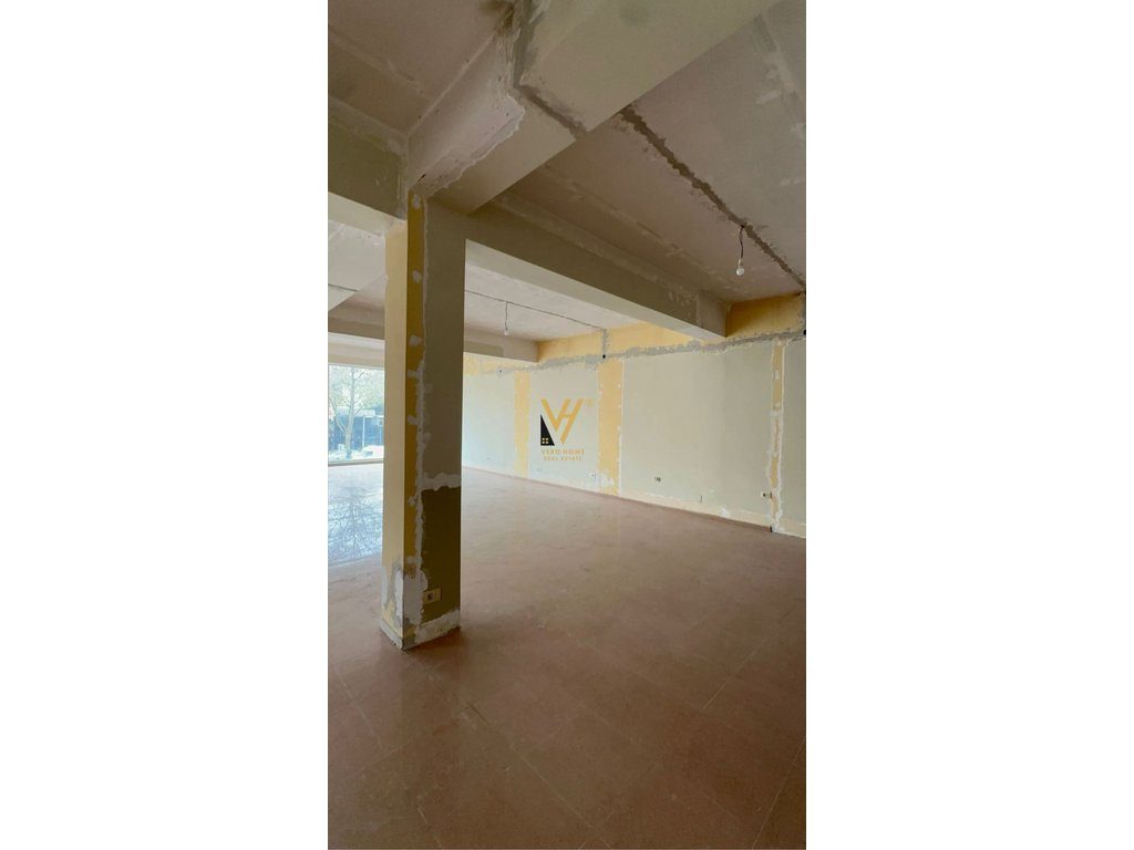 SHITET DYQAN 180 M2 TE RR. DRITAN HOXHA 36.000.000 LEKE 4