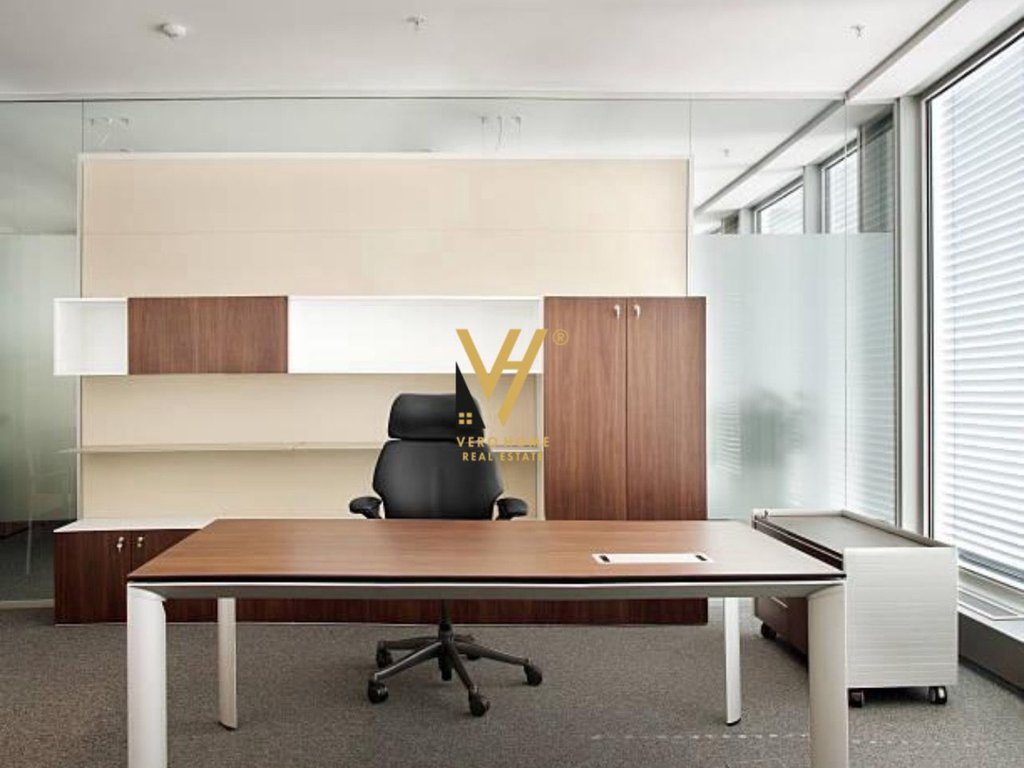 JEPET ZYRE 100 M2 ME QIRA TE LIQENI I THATE 1.700 EURO